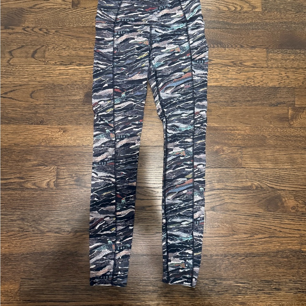 Patterned Leggings with Multicolor Design